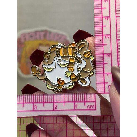 Bright Bat Enamel Pin Fall Autumn Leaves Cow - Picture 3 of 9